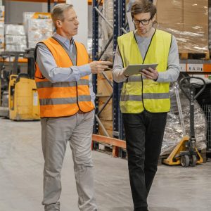 men-with-tablet-working-logistic